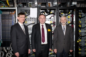 prof. Grzegorz Wrochna (NCBJ), Daniel Verwaerde (CEA), dr Sławomir Potempski (NCBJ) w CIŚ prof. Grzegorz Wrochna (NCBJ), Daniel Verwaerde (CEA), dr Sławomir Potempski (NCBJ) w CIŚ